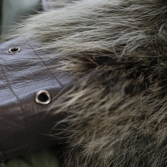 LEATHER AND FUR JACKET - Picture 6 of 9